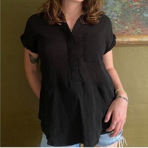 Universal Thread Black Short Sleeve Top Size Medium